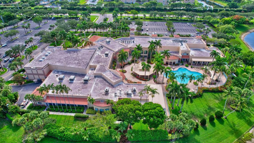Welcome to Coral Lakes, where resort-style living and - photo 43