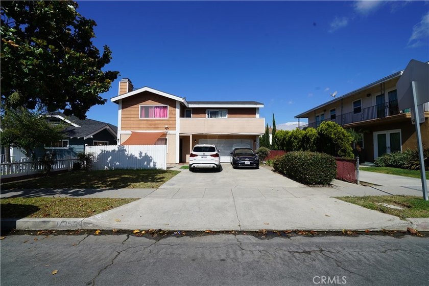 LONG BEACH TRIPLEX (SOUTH OF PCH), BUILT IN 1988 (Click the 360 - photo 2