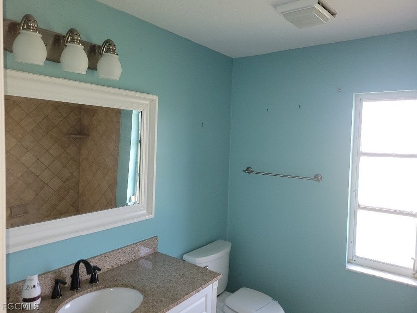 Welcome to this exceptional 3-bedroom, 2.5-bath pool home - photo 7