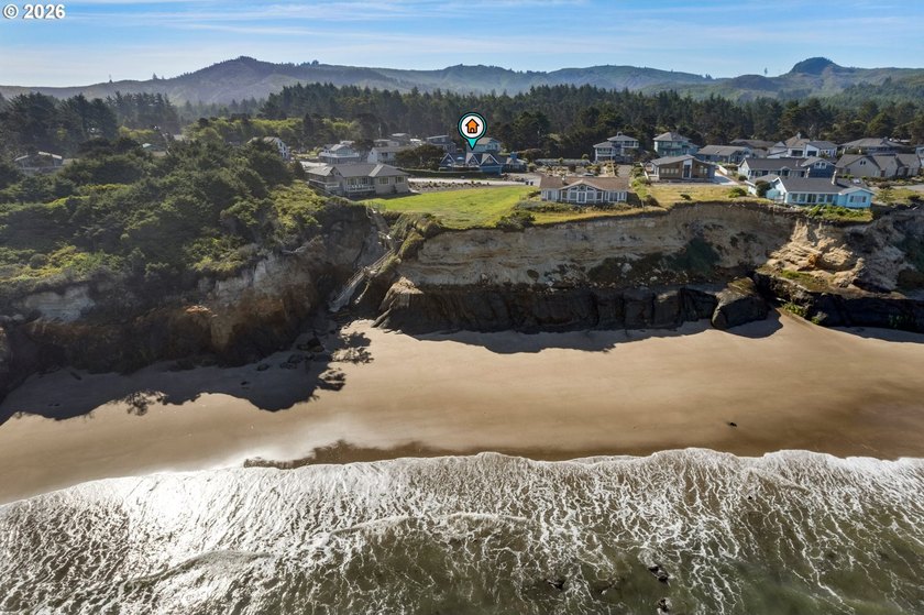 Located steps from the ocean in Fishing Rock's gate guarded - photo 35
