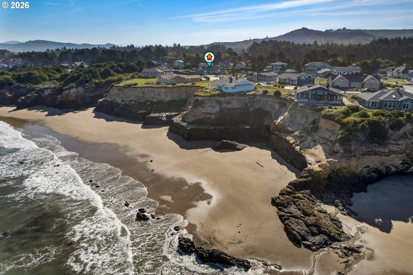 Located steps from the ocean in Fishing Rock's gate guarded - photo 36
