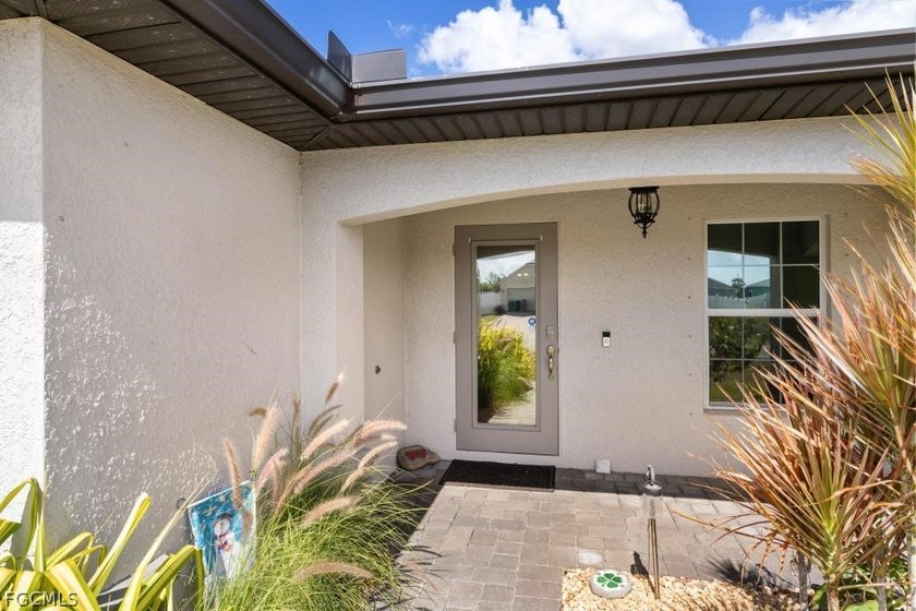 BACK ON THE MARKET! BUYERS HOME SALE FELL THROUGH! Their loss is - photo 8