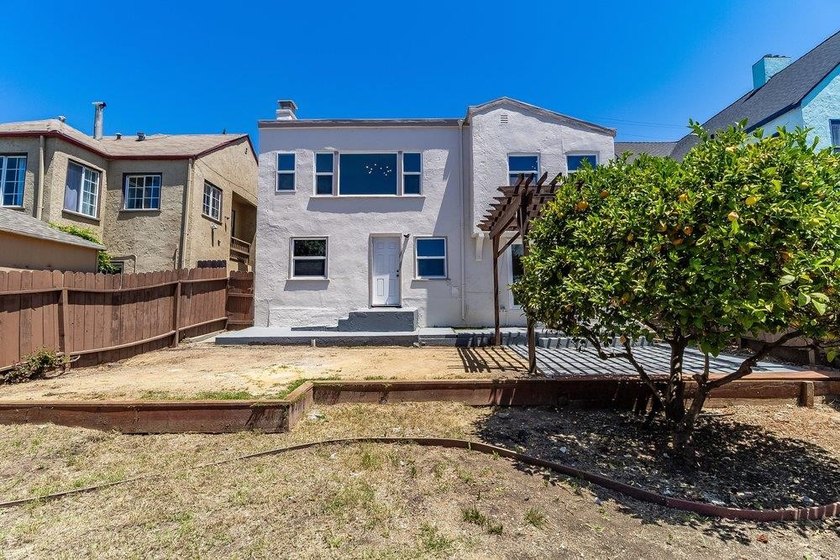 Welcome to 8227 Ney Ave in Oakland a well-positioned property - photo 20
