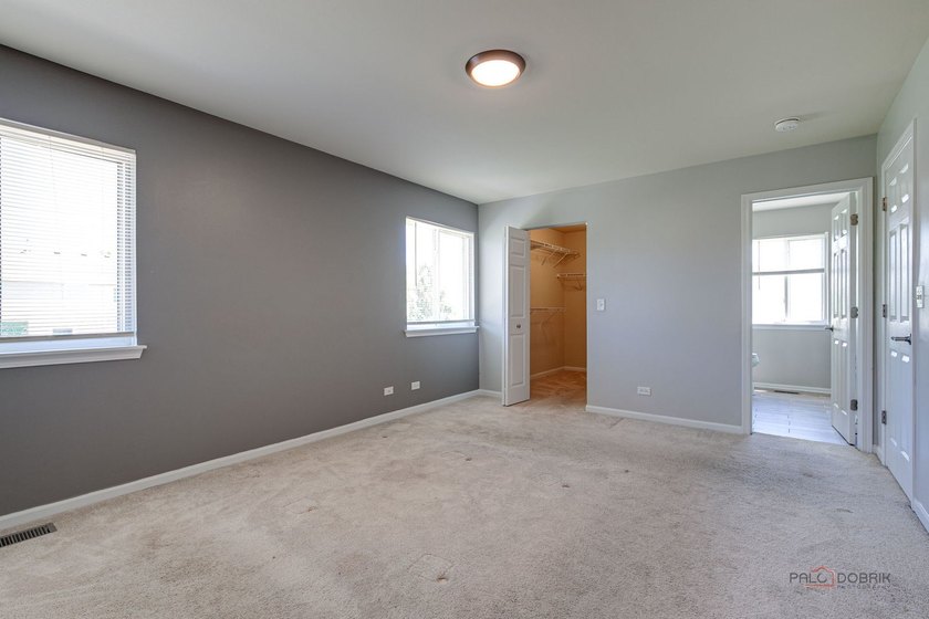 Welcome home to this beautifully updated 3-bedroom, 2.5-bath - photo 26