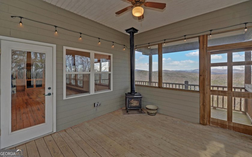 Step into this 3-bedroom, 3.5-bath mountain retreat in scenic - photo 28