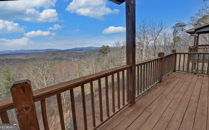 Step into this 3-bedroom, 3.5-bath mountain retreat in scenic - photo 35