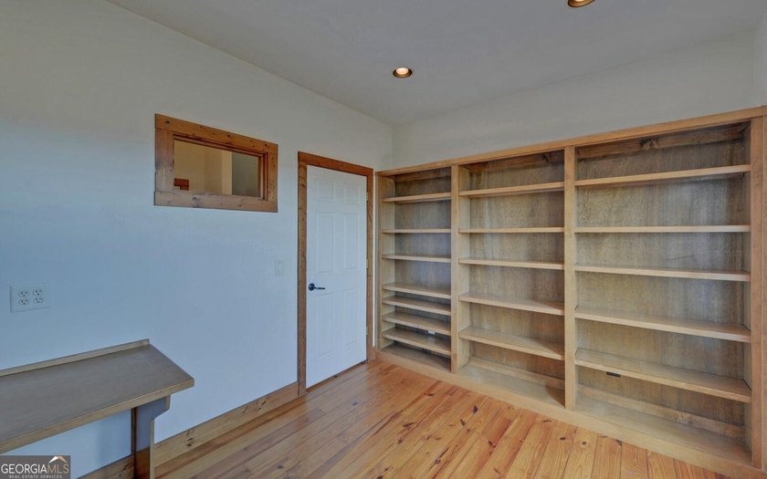 Step into this 3-bedroom, 3.5-bath mountain retreat in scenic - photo 40