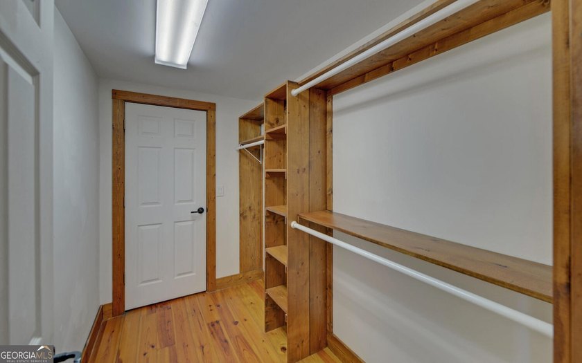 Step into this 3-bedroom, 3.5-bath mountain retreat in scenic - photo 57