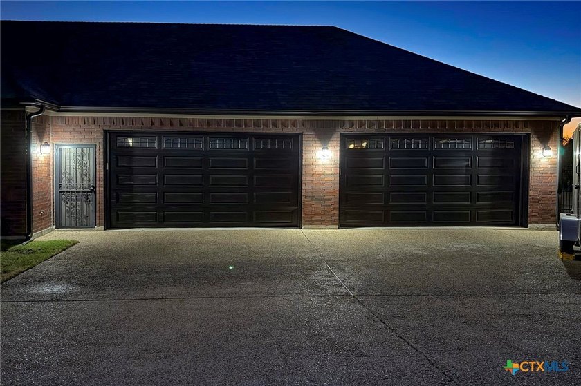 Welcome to 5207 Driftwood Court, an exceptional residence - photo 4