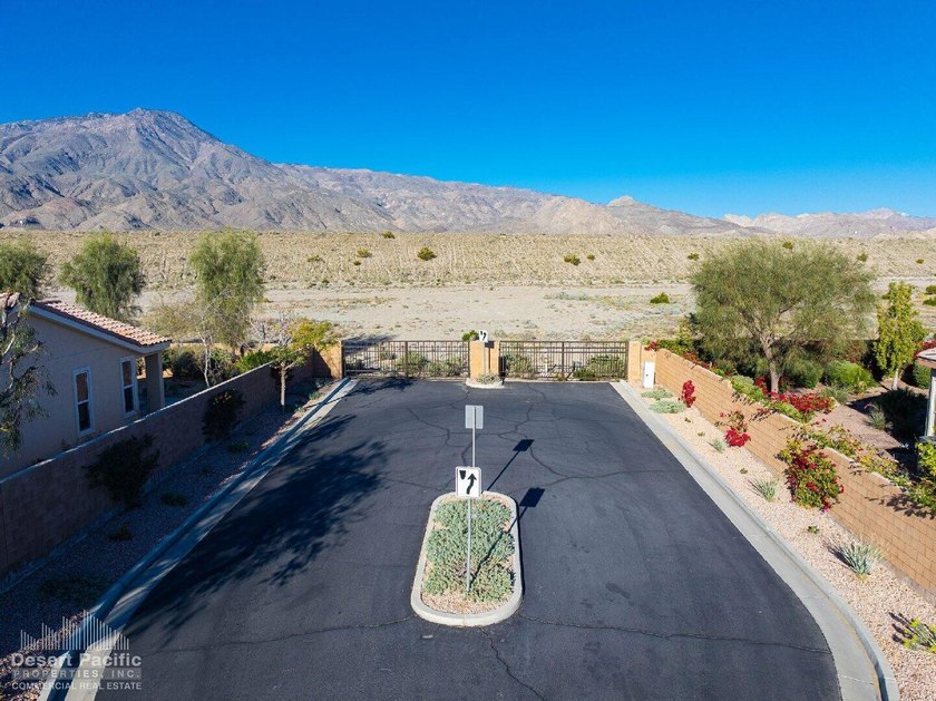 Well located with breathtaking views of the Santa Rosa Mountains - photo 5