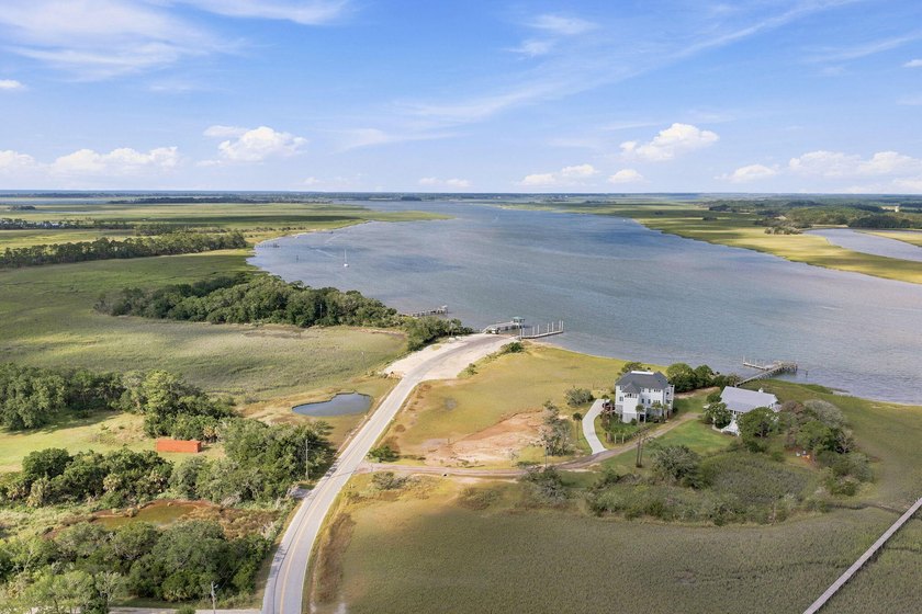 A truly rare offering in Charleston's sought-after Sol Legare - photo 13