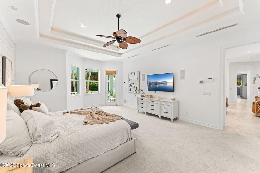Experience luxury living in Melbourne Beach! This stunning 4,326 - photo 21