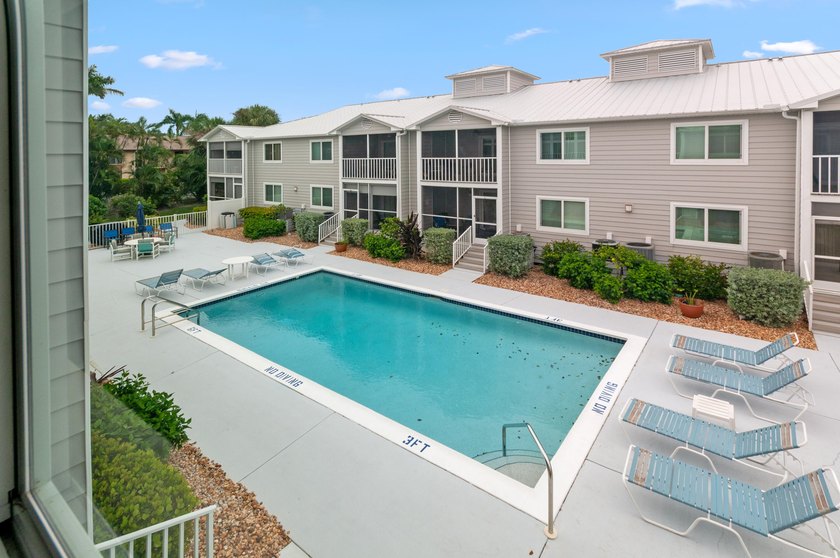 Remodeled 2 bedroom 2 bath second floor condo overlooking the - photo 22