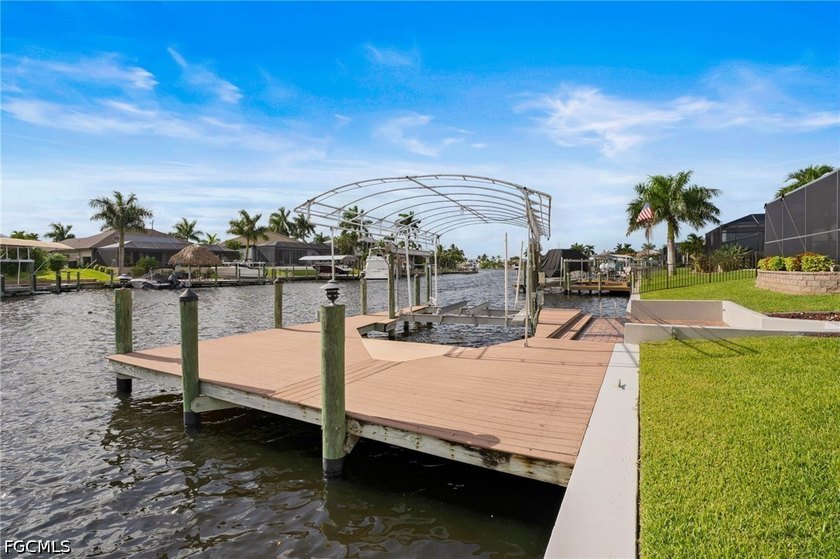 Beautifully Updated Direct Gulf Access Pool Home with No Bridges - photo 42