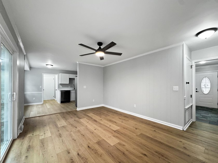 Welcome home to Evanston Estates -- a hidden gem in North - photo 8