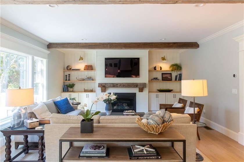 Introducing The Chillmark-a 4,150 sq. ft. custom-designed - photo 4