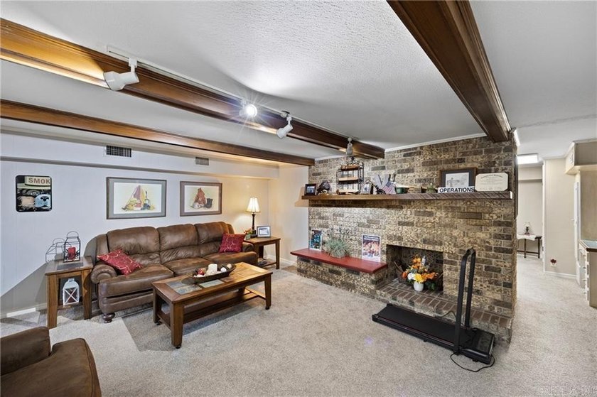 Sellers are offering a 2-point buy-down on the buyer's interest - photo 34