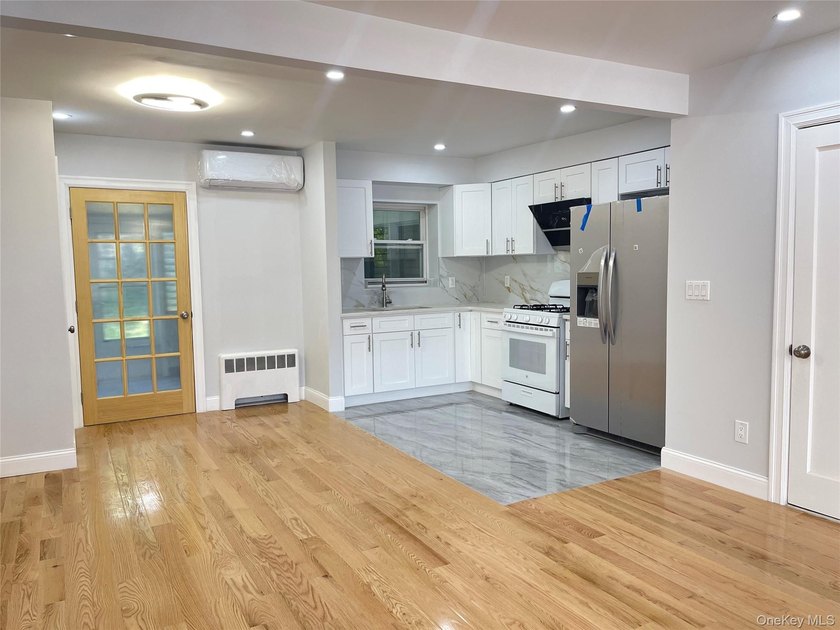 Prime Kew Garden Areas fully renovated single family townhouse - photo 3