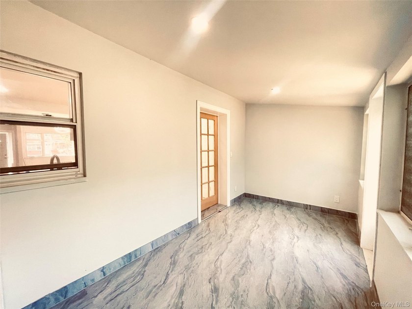 Prime Kew Garden Areas fully renovated single family townhouse - photo 6