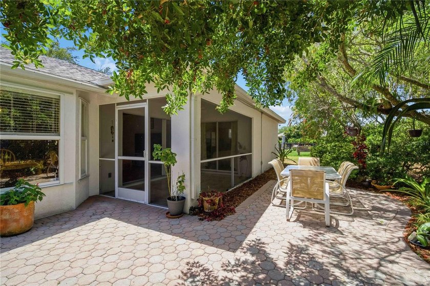 This is the one! Charming and meticulously maintained 3BR/2BA - photo 22