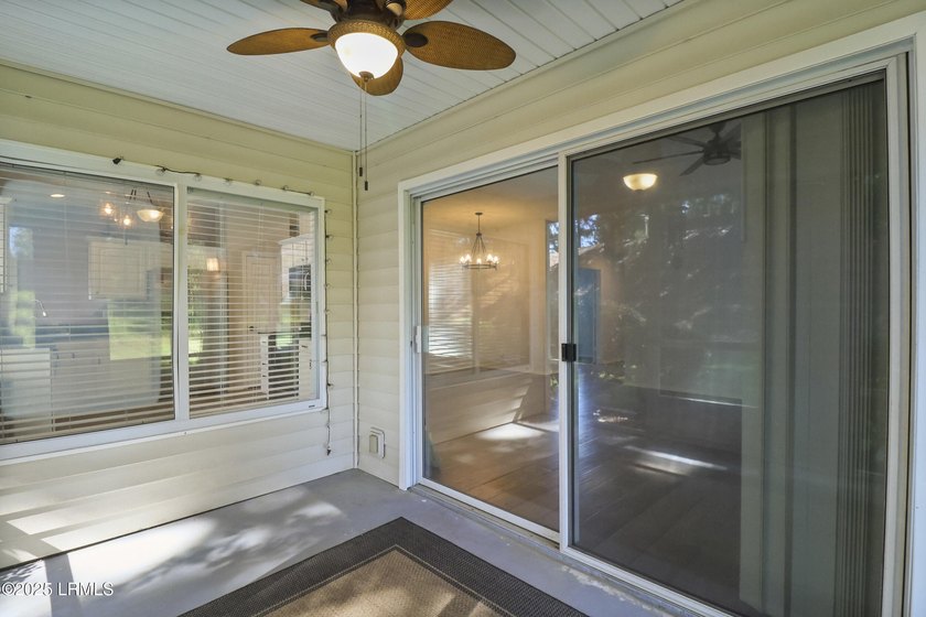 A beautiful, updated Clayton Villa in the heart of Sun City - photo 13