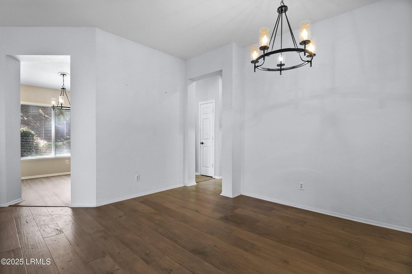 A beautiful, updated Clayton Villa in the heart of Sun City - photo 16