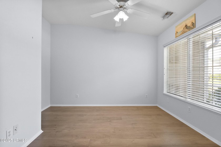 A beautiful, updated Clayton Villa in the heart of Sun City - photo 26