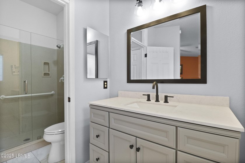 A beautiful, updated Clayton Villa in the heart of Sun City - photo 37