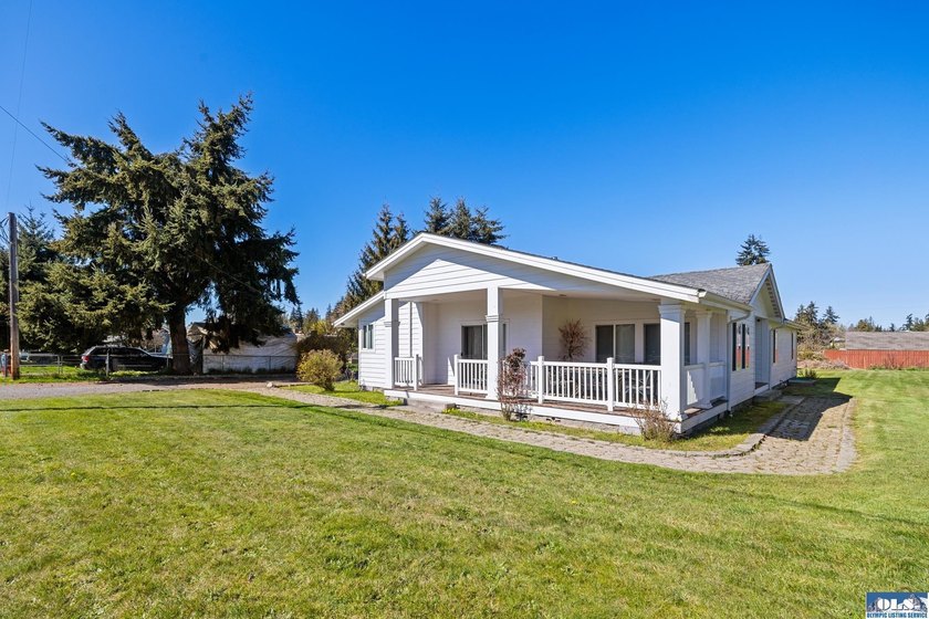Exceptional Opportunity with Mountain Views, Shop Space &amp; - photo 48