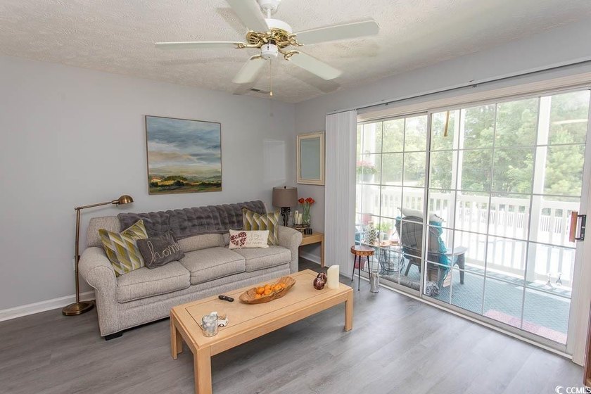 ***LISTING UPDATE: BRAND NEW LVP FLOORING - photo 6