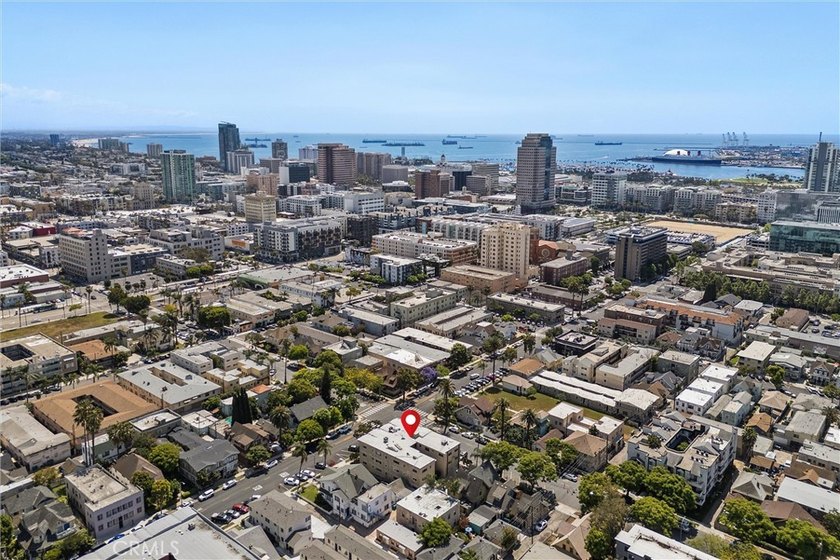 This charming and spacious downtown condo delivers what most - photo 24