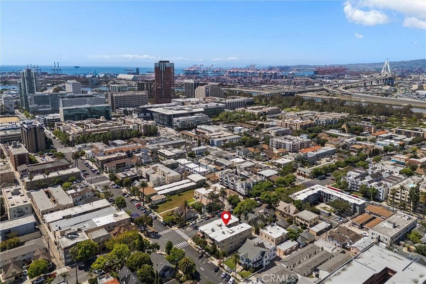 This charming and spacious downtown condo delivers what most - photo 25