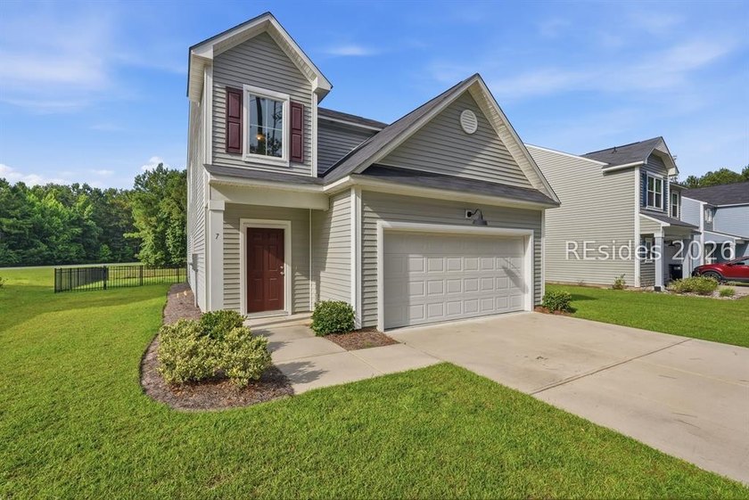 Beautiful Amelia model offering 4 bedrooms, 3.5 baths, a 2-car - photo 2