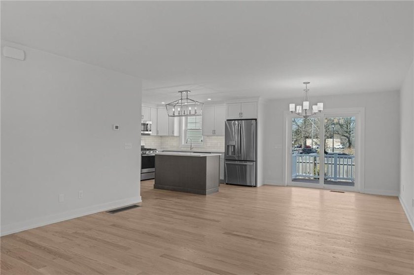 This brand new colonial style home, located in the new *40 - photo 4