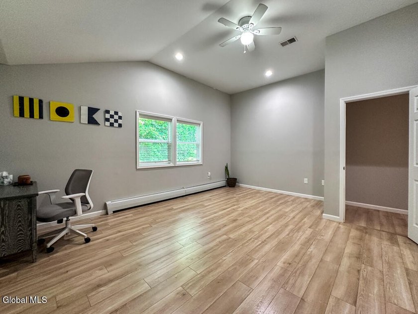 Village living at its best! Just four blocks from Canada Street - photo 45