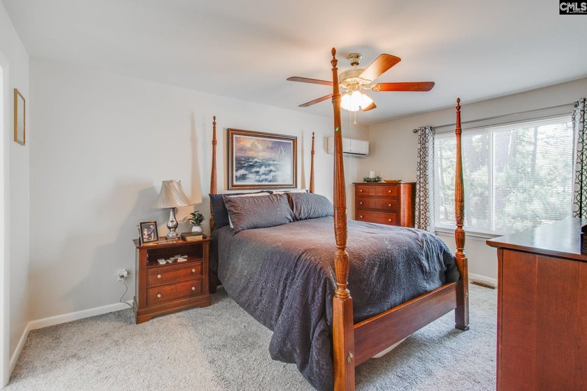 MUST SEE in Yacht Cove on Lake Murray! This beautifully updated - photo 18