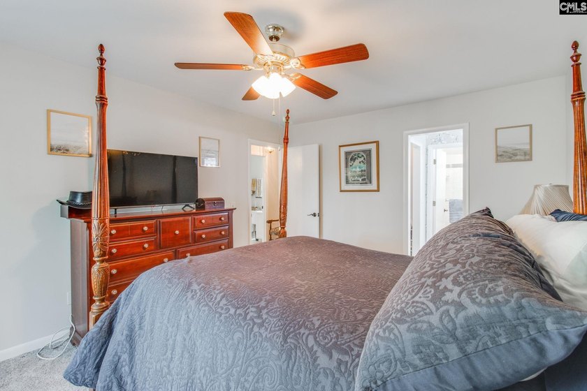 MUST SEE in Yacht Cove on Lake Murray! This beautifully updated - photo 20