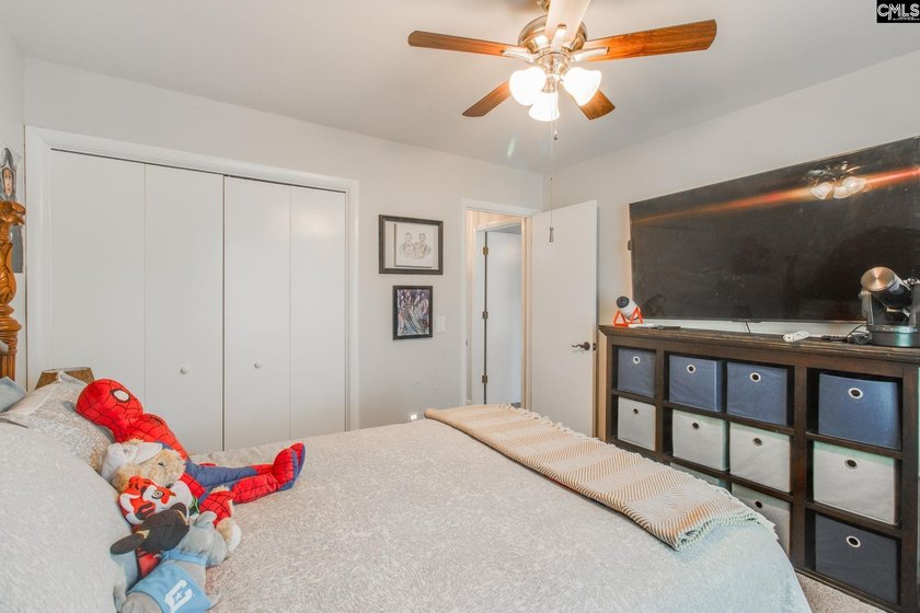 MUST SEE in Yacht Cove on Lake Murray! This beautifully updated - photo 24