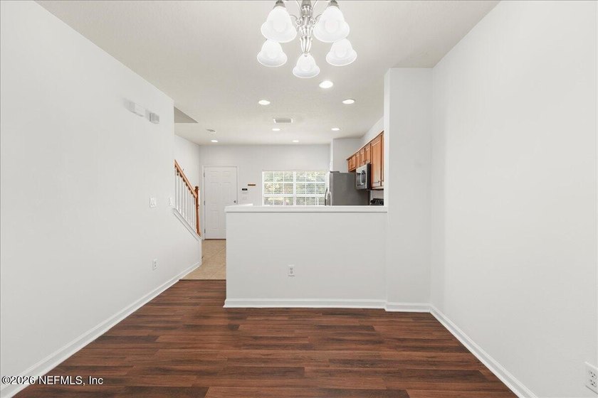 Price reduced!!! Move-in ready townhome in gated community with - photo 12