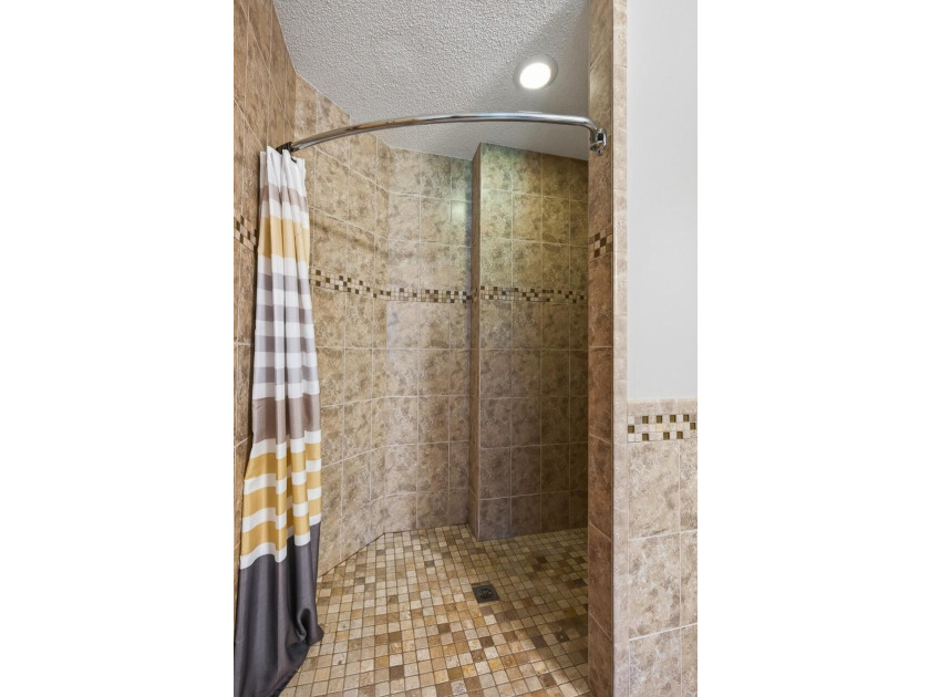 Welcome home to this great, single level townhome in high-demand - photo 25