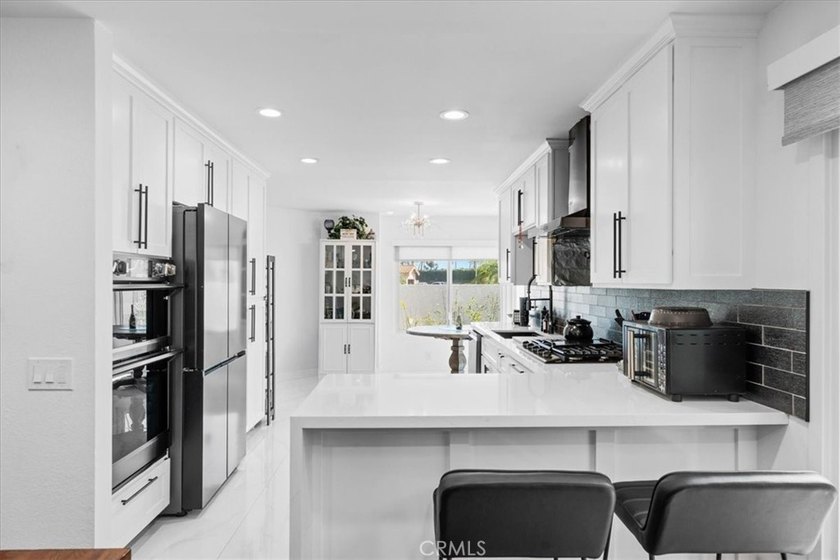 STUNNING TURNKEY, SINGLE STORY in the heart of Placentia in OC - photo 6