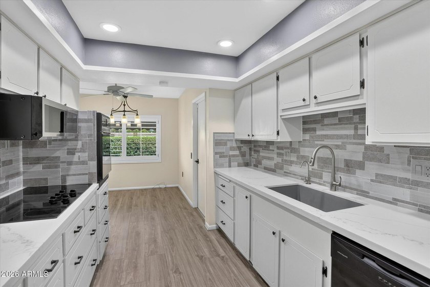 GOLF COURSE GEM! Beautifully updated 2-bedroom, 2-bath Gemini - photo 17