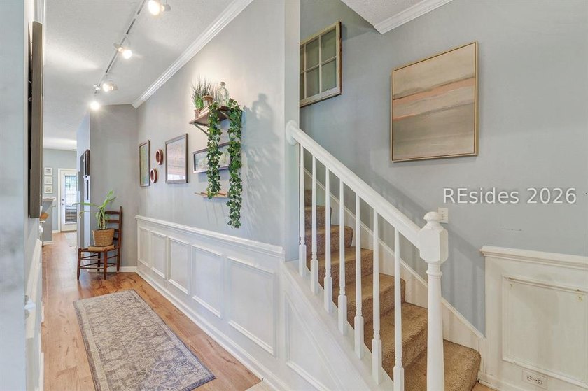 Charming and ideally located in the heart of Westbury Park, this - photo 2