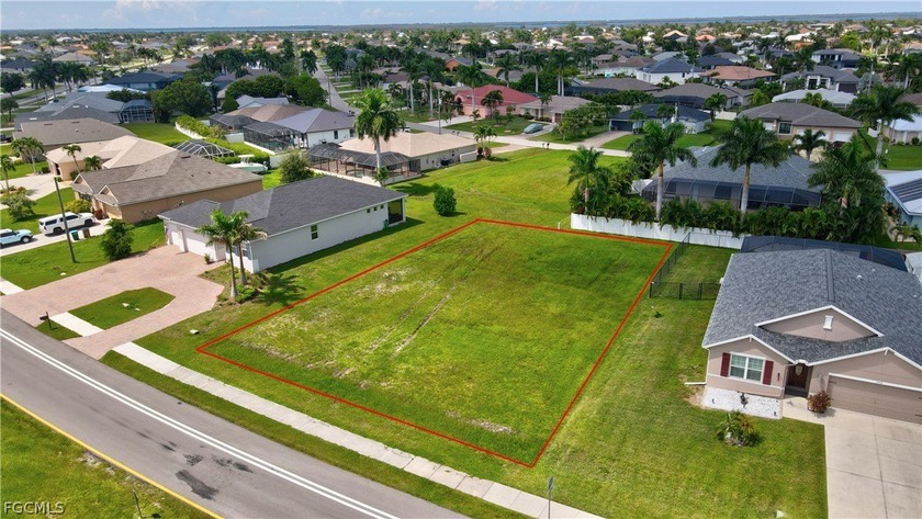 Build Your Dream Home on Iconic Surfside Blvd - Where Cape Coral - photo 3