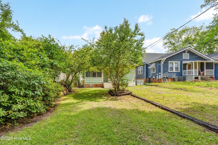 Charming 1925 Craftsman bungalow offering timeless character - photo 22