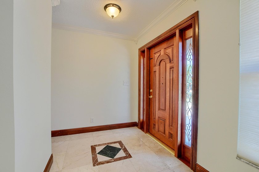 Amazing opportunity to live in the heart of Boca Raton - photo 4