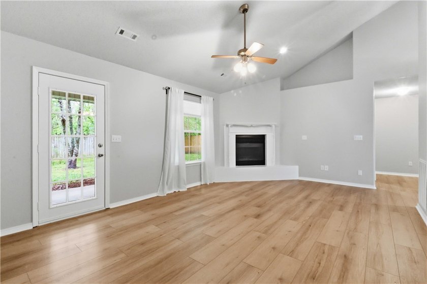 Welcome to this well-maintained 3-bedroom, 2-bath home in a - photo 12