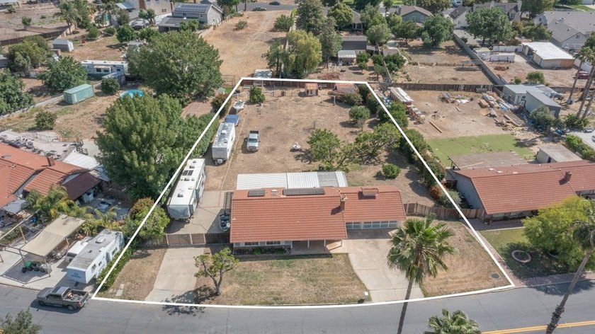 15640 Alvarado - photo 2