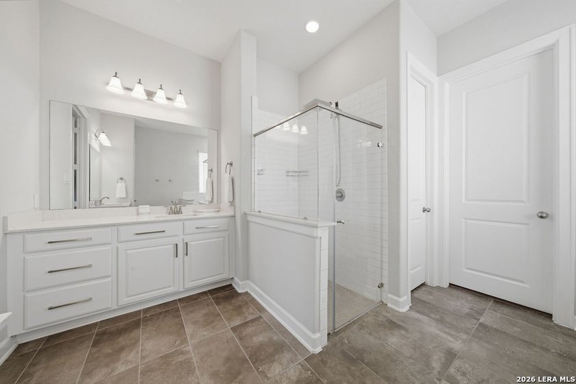 LUXURY UPGRADES! Welcome to this stunning one-story home where - photo 18