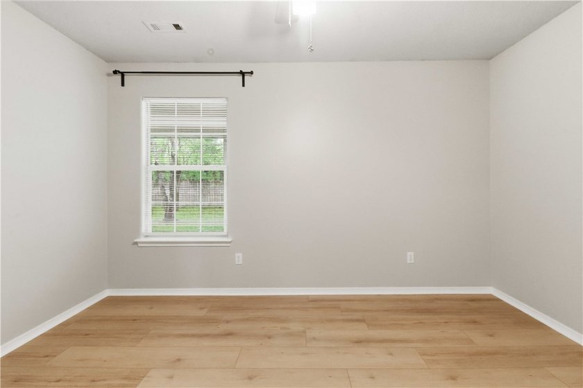 Welcome to this well-maintained 3-bedroom, 2-bath home in a - photo 22